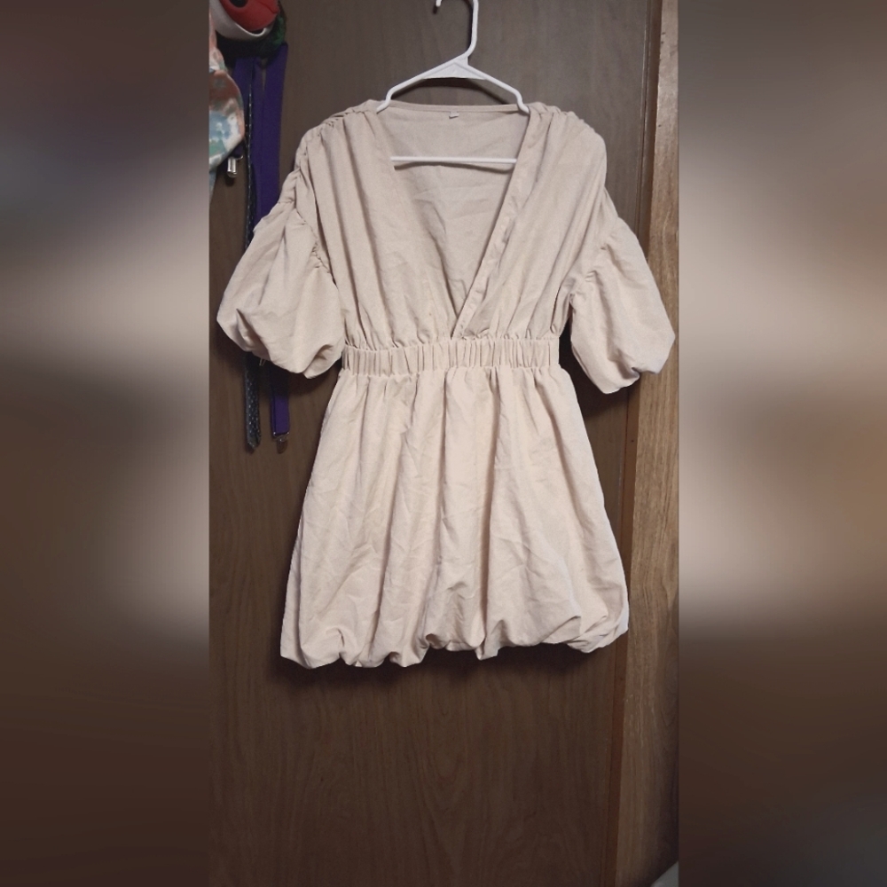 Cream Puff Sleeve Dress